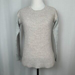 Banana Republic Pullover Sweater Womens XSP Petite Neutral Preppy Beige Gray